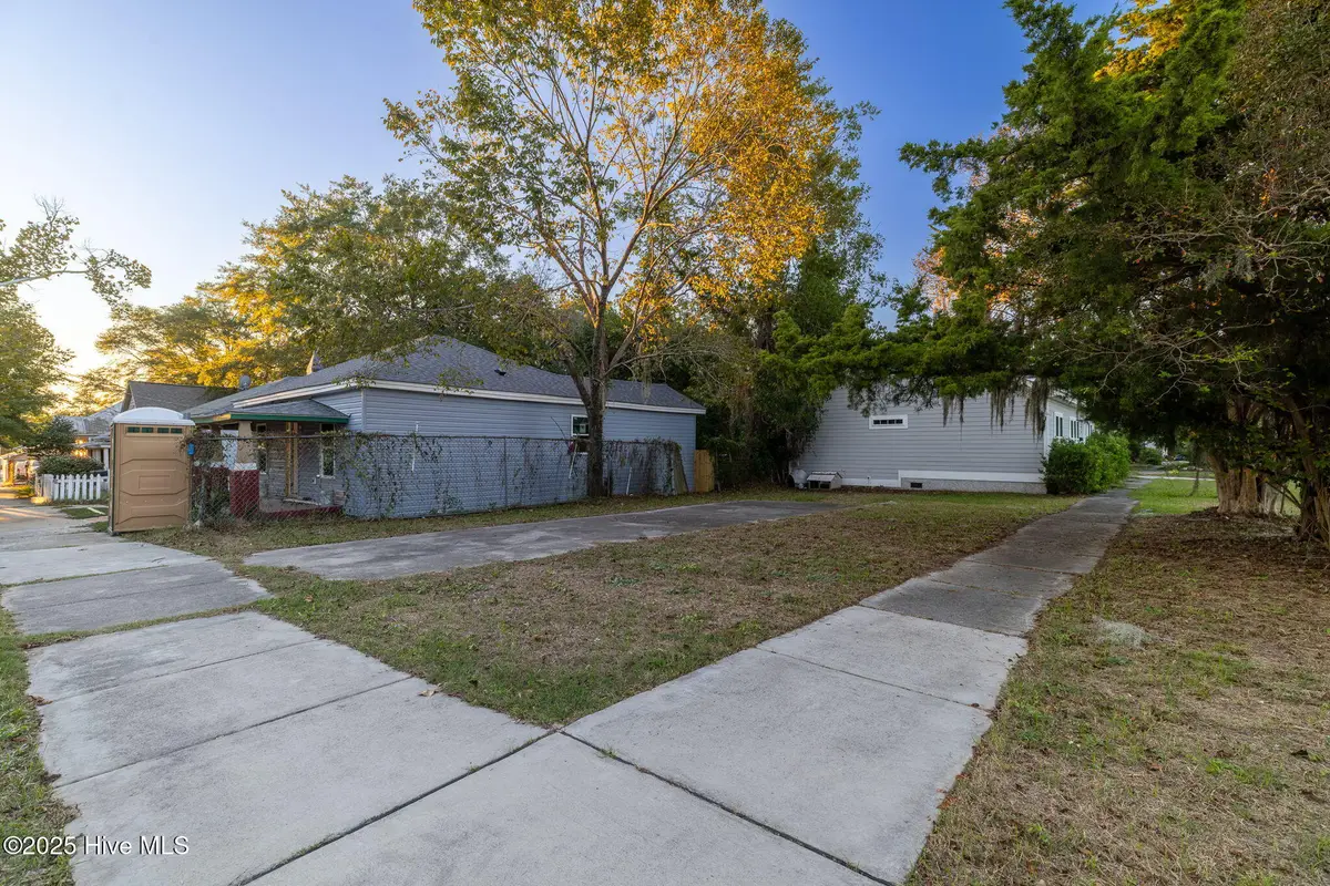 1020 S 4th Street, Wilmington, NC 28401 - Image #1