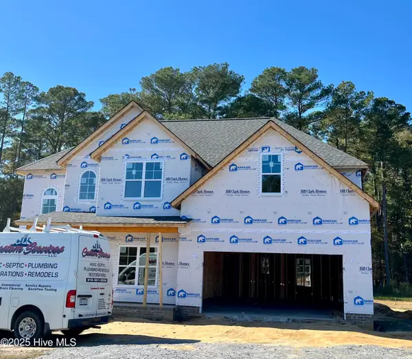 206 Shortleaf Drive, Grimesland, NC 27837