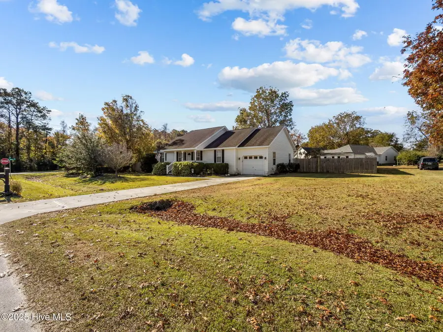 101 Bur Oaks Boulevard, Newport, NC 28570 - Image #2