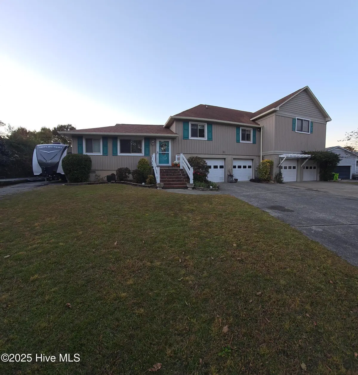 105 Captains Cove, New Bern, NC 28562 - Image #1