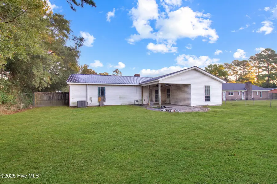 512 E Springhill Terrace, Jacksonville, NC 28546 - Image #2