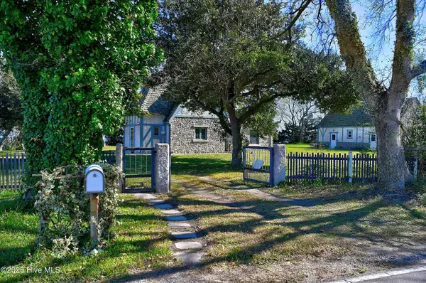 1436 Waterlily Road, Coinjock, NC 27923