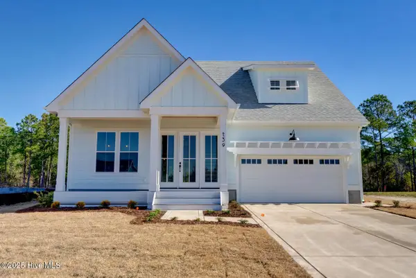 209 Creek View Circle, Sneads Ferry, NC 28460