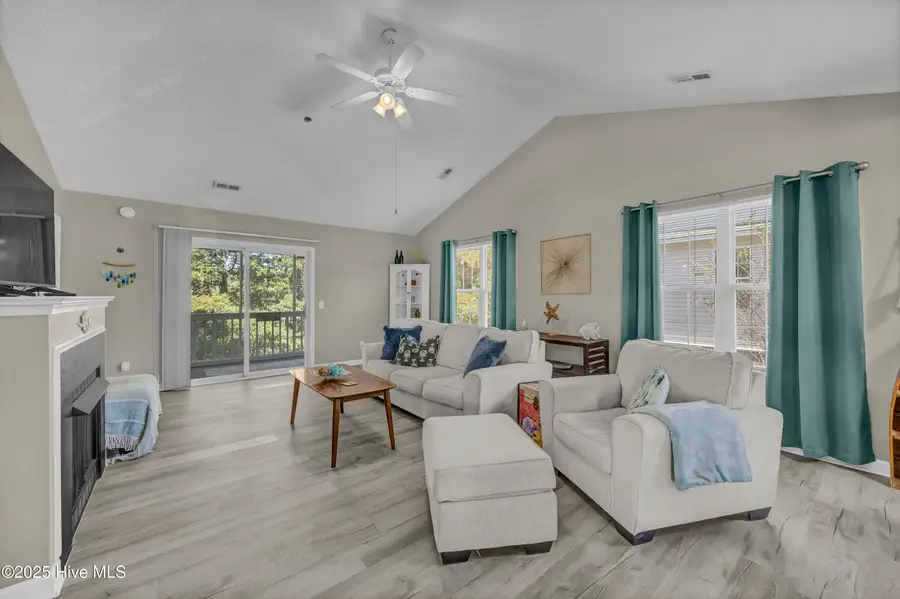 1605 Willoughby Park Court #Unit 8, Wilmington, NC 28412 - Image #2