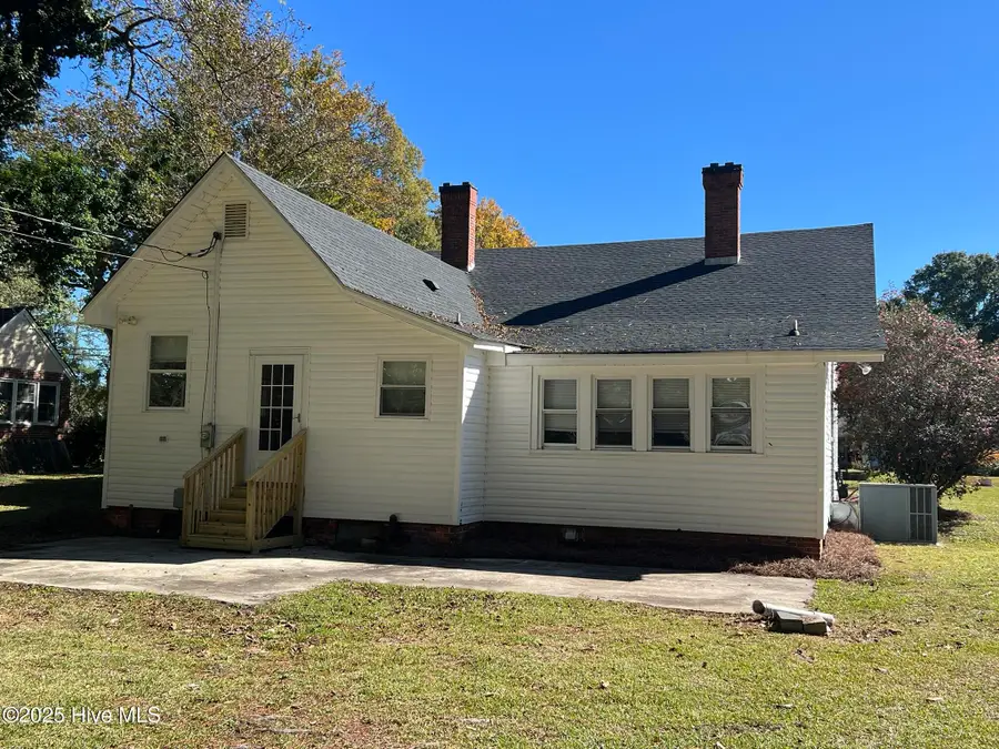 10140 N College Street, Clarkton, NC 28433 - Image #2