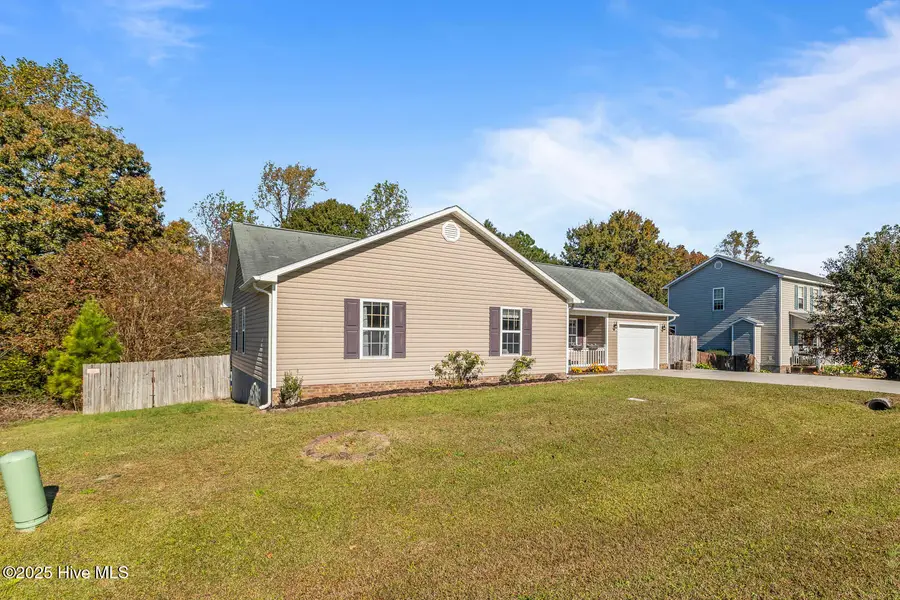 114 Cobalt Stream Court, Jacksonville, NC 28546 - Image #2