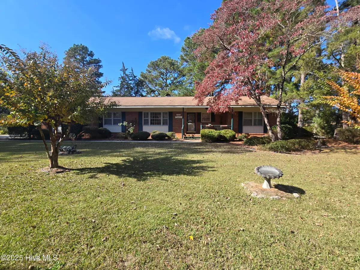 1703 Lake Drive, Laurinburg, NC 28352 - Image #1
