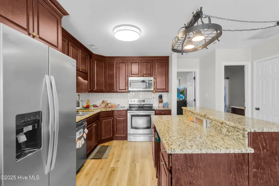 118 Heather Glen Circle, Havelock, NC 28532 - Image #2