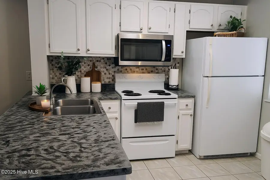 3639 St Johns Court #Unit B, Wilmington, NC 28403 - Image #3