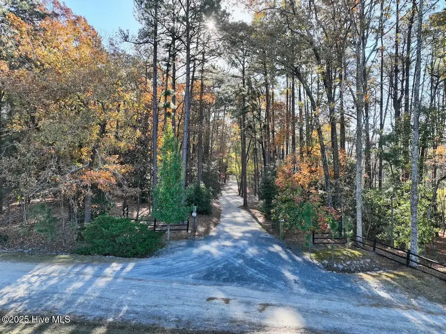 177 Cross Country Lane, Southern Pines, NC 28387 - Image #2