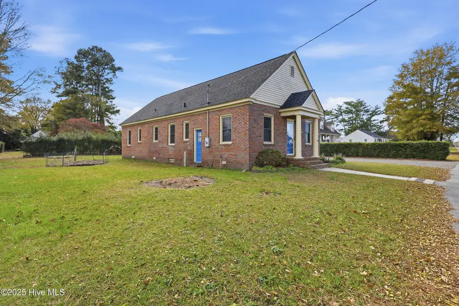 102 W Maple Street, Gatesville, NC 27938 - Image #3