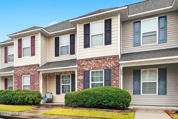 404 Falls Cove, Jacksonville, NC 28546