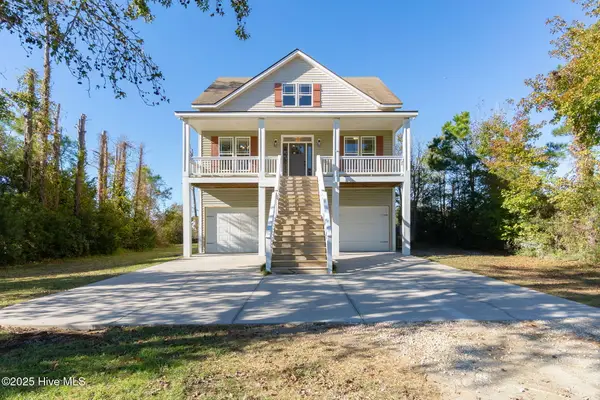 306 Joan Court, Beaufort, NC 28516