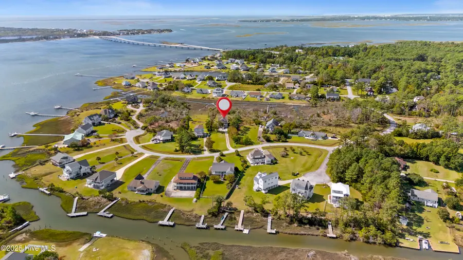 306 Joan Court, Beaufort, NC 28516 - Image #2