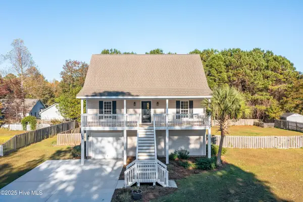 106 Dolphin Drive, Hampstead, NC 28443