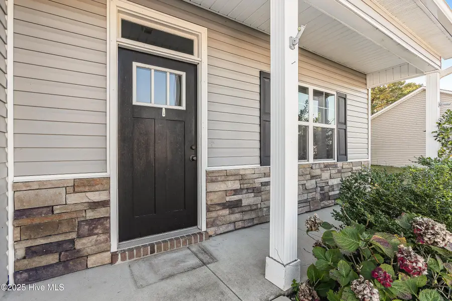 248 Breakwater Drive, Sneads Ferry, NC 28460 - Image #2