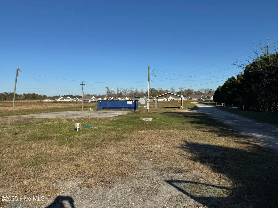 1571 Belgrade-swansboro Road, Maysville, NC 28555 - Image #2