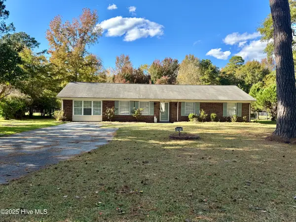 1011 Karen Drive, New Bern, NC 28562