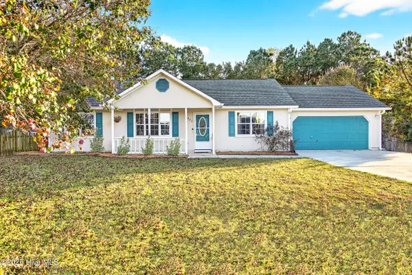 447 Dion Drive, Hubert, NC 28539