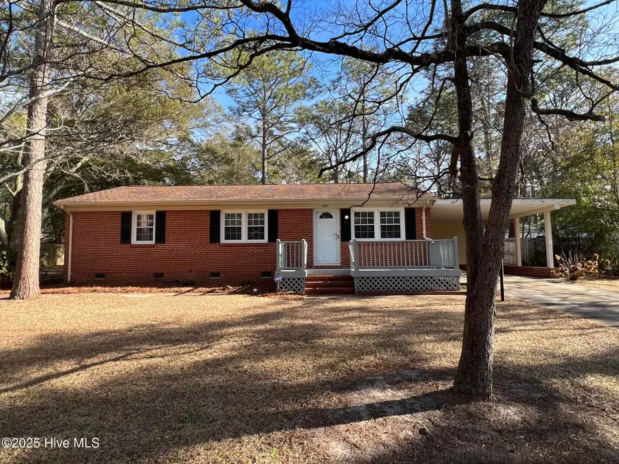 645 N Page Street, Southern Pines, NC 28387 - Image #2