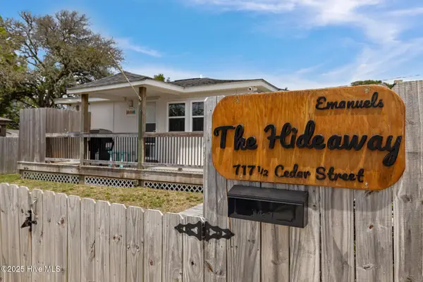 717 Cedar Street #1/2, Beaufort, NC 28516