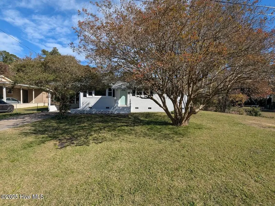 208 Sunset Road, Jacksonville, NC 28546 - Image #2