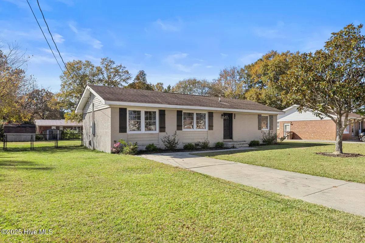 118 Sheffield Road, Jacksonville, NC 28546 - Image #1