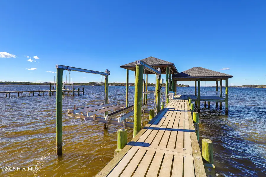 221 Creek Road, Beaufort, NC 28516 - Image #3