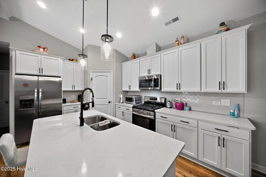 2847 Tucker Hill Drive, Grimesland, NC 27837 - Image #2