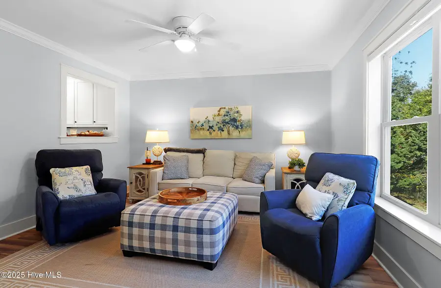 615 Broad Street #B, Beaufort, NC 28516 - Image #2