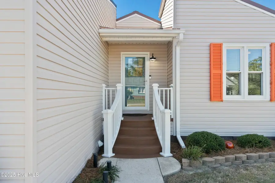 1564 Shipwatch Lane Sw, Ocean Isle Beach, NC 28469 - Image #2