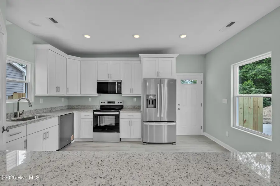 421 Elcinoca Drive, Elizabeth City, NC 27909 - Image #3