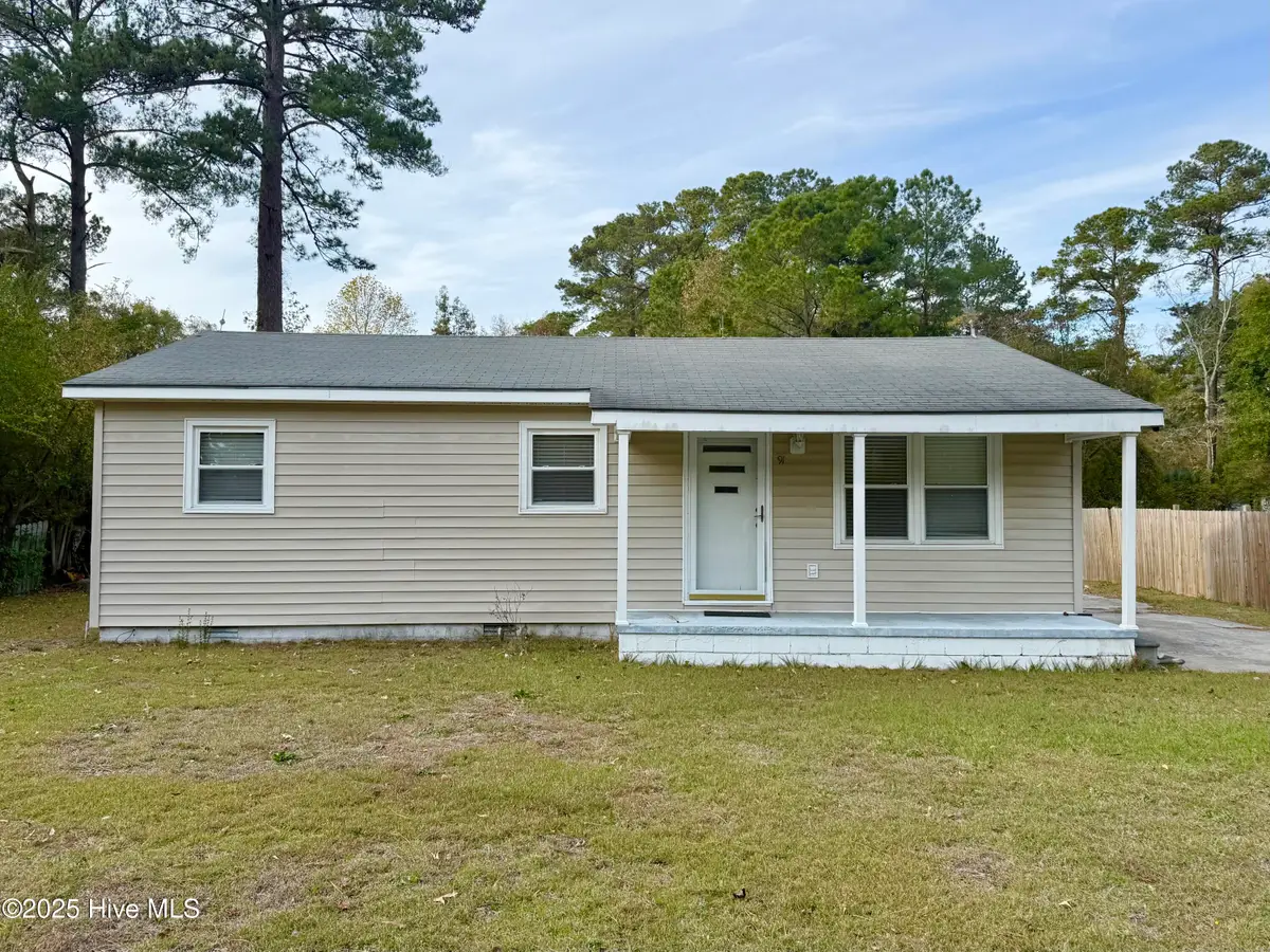 91 Vermont Avenue, Washington, NC 27889 - Image #1