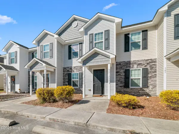 145 W Murrow Lane, Jacksonville, NC 28546