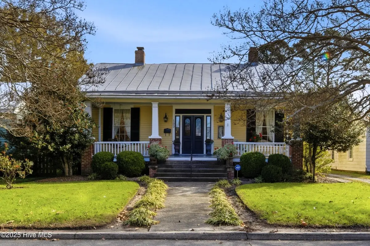 103 S Moseley Street, Edenton, NC 27932 - Image #1