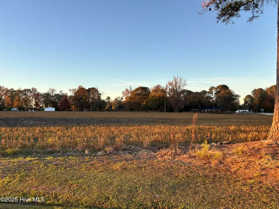 3 Bradshaw Road, Clinton, NC 28328 - Image #2