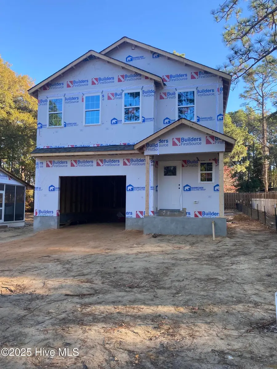 435 W New Jersey Avenue, Southern Pines, NC 28387 - Image #2