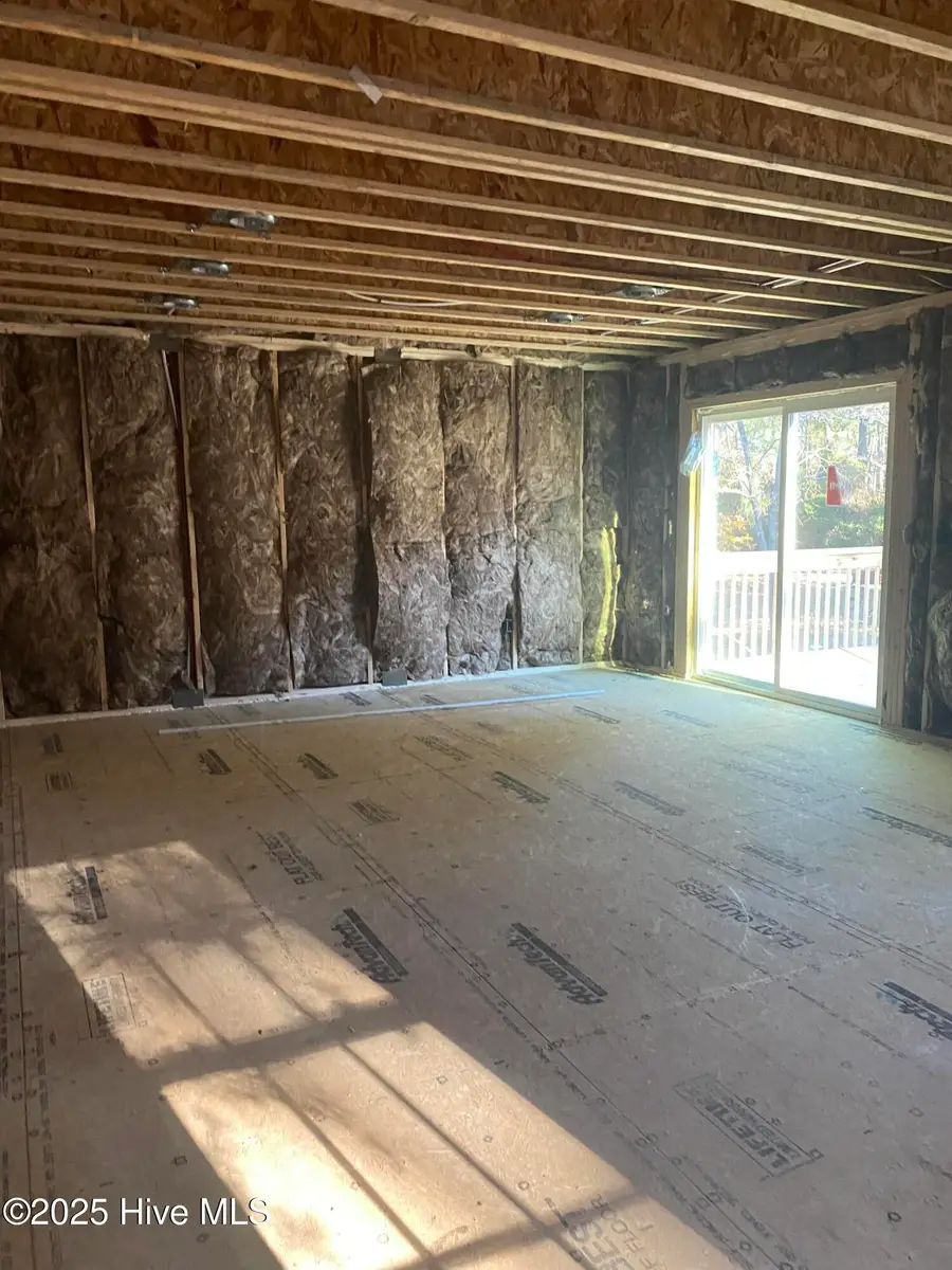 435 W New Jersey Avenue, Southern Pines, NC 28387 - Image #3