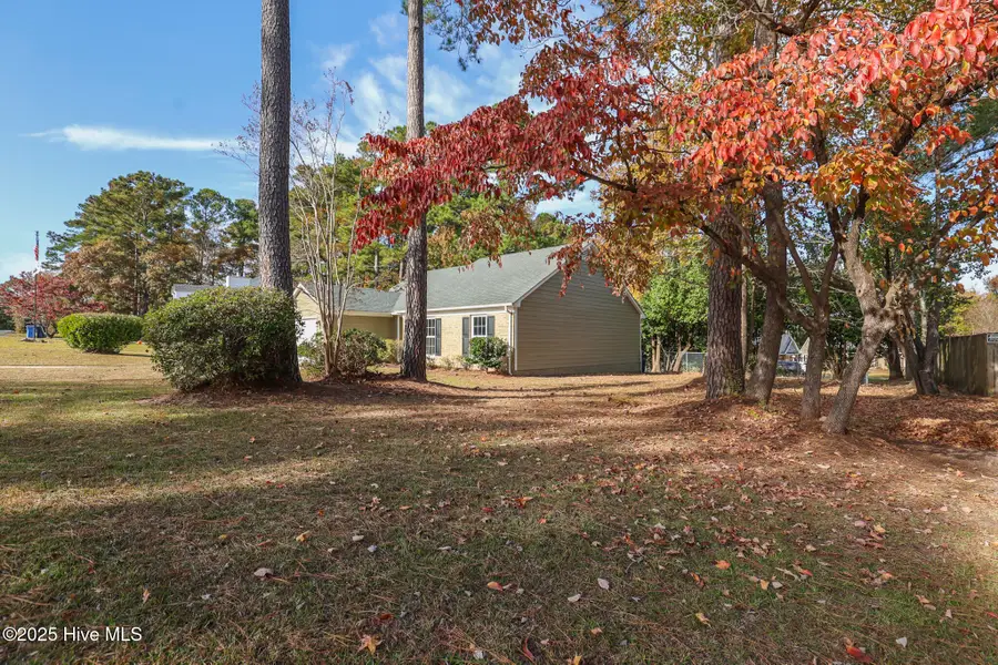 544 Shadowridge Road, Jacksonville, NC 28546 - Image #3