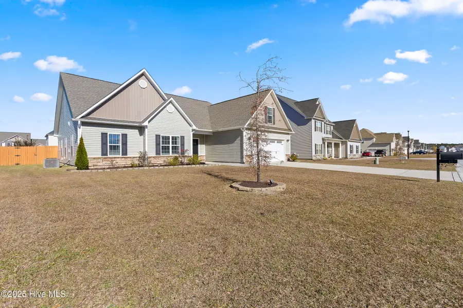 302 Crossroads Store Drive, Jacksonville, NC 28546 - Image #2