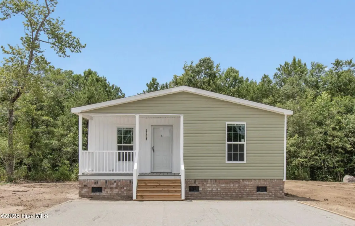 6801 Lewis Drive Se, Winnabow, NC 28479 - Image #1
