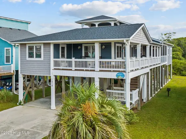1914 E Dolphin Drive, Oak Island, NC 28465