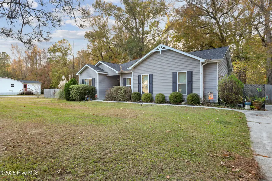 135 Stones Throw Court, Rocky Point, NC 28457 - Image #2