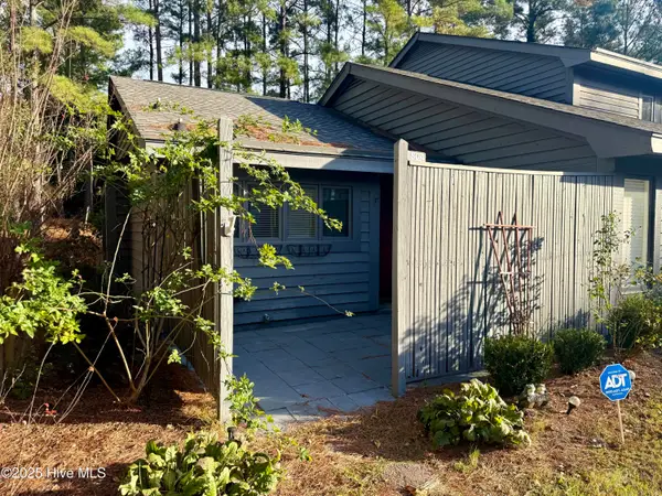 1804 Sherbrooke Circle, Laurinburg, NC 28352