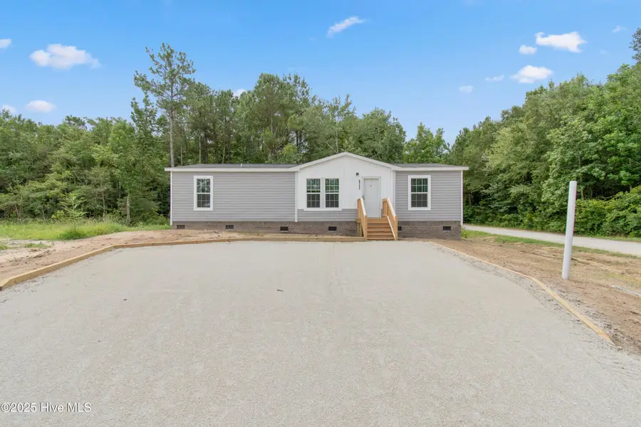 6777 Lewis Drive Se, Winnabow, NC 28479 - Image #2
