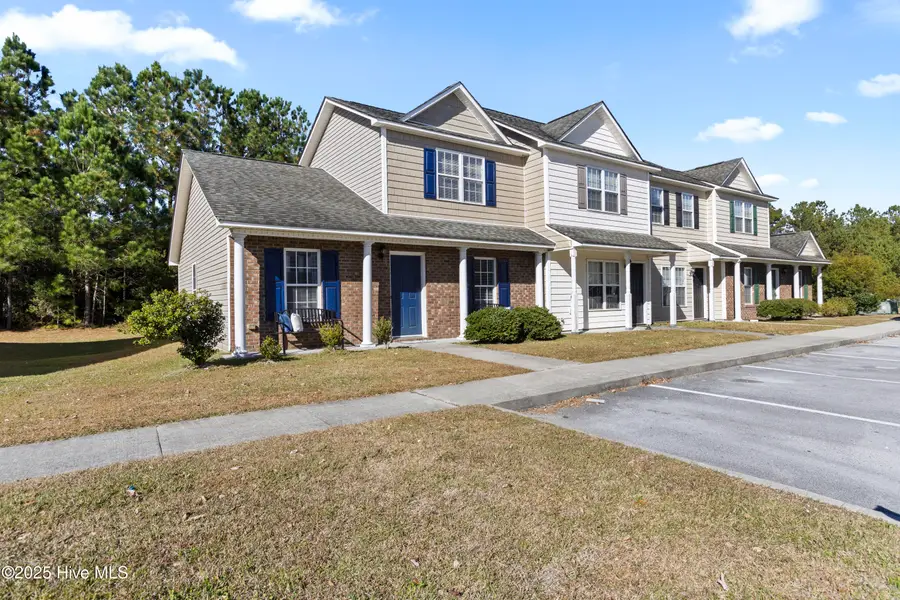 806 Springwood Drive, Jacksonville, NC 28546 - Image #2