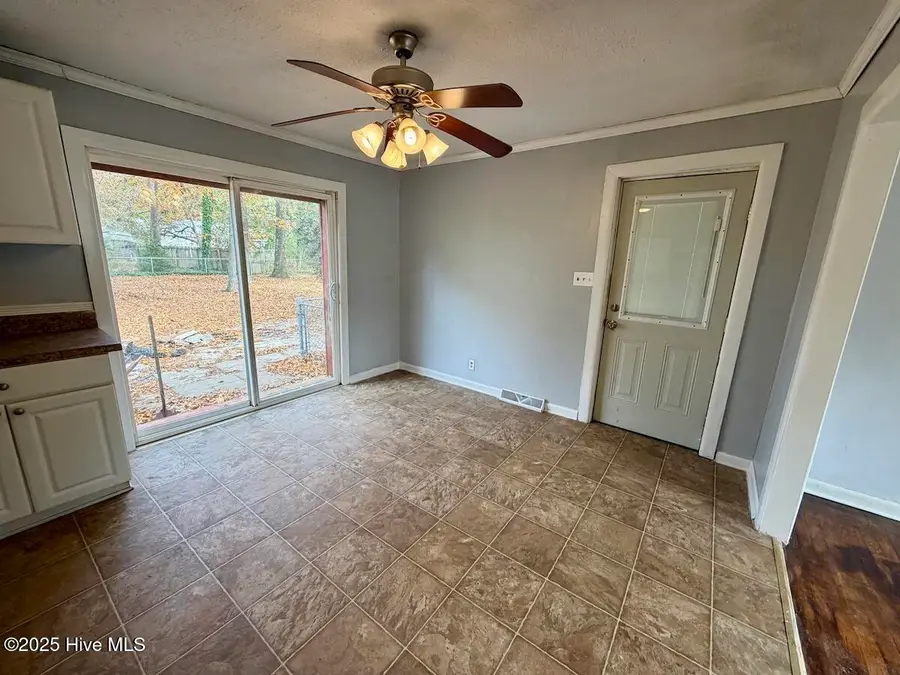 307 W New Hope Road, Goldsboro, NC 27534 - Image #3