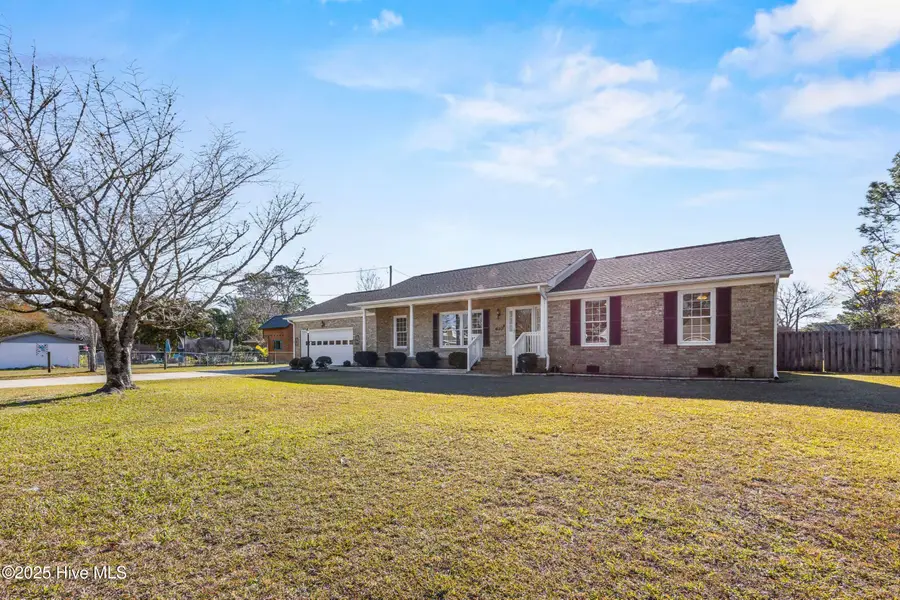 410 Oakland Drive, Wilmington, NC 28405 - Image #2