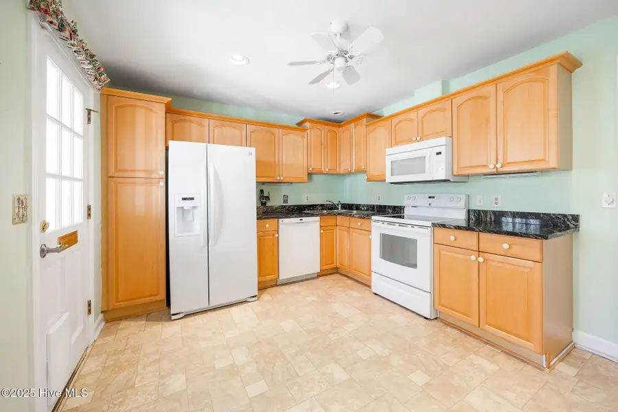 12 Village Green Circle #12, Southern Pines, NC 28387 - Image #3