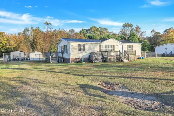 1117 Haw Branch Road, Beulaville, NC 28518